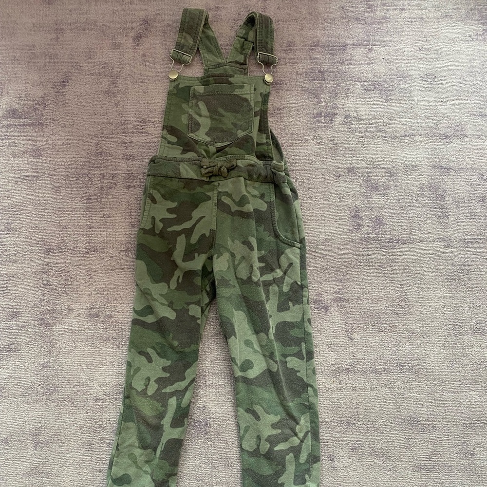 Girls camo overalls size 5